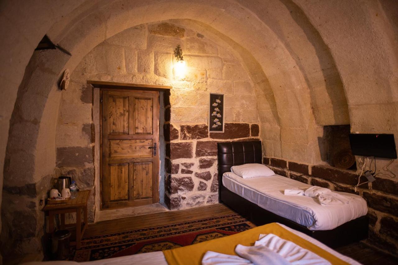 7 Oda Kapadokya Cave Hotel Юргюп Екстериор снимка