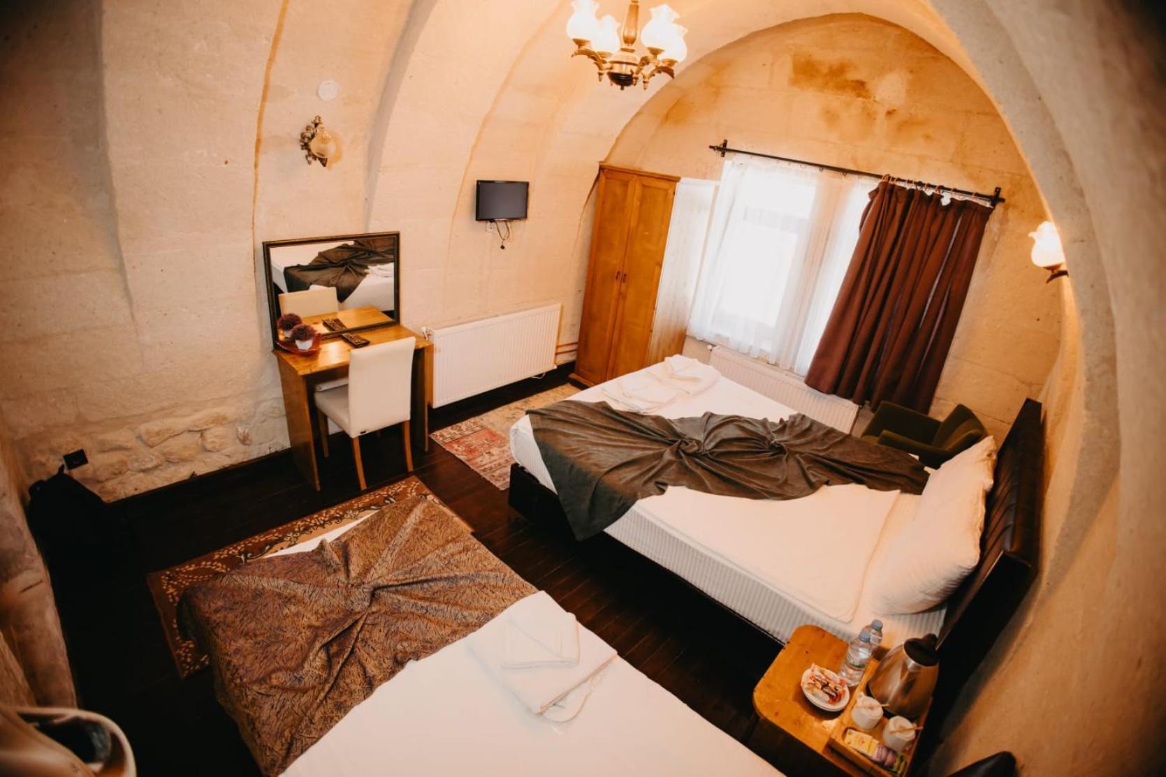 7 Oda Kapadokya Cave Hotel Юргюп Екстериор снимка