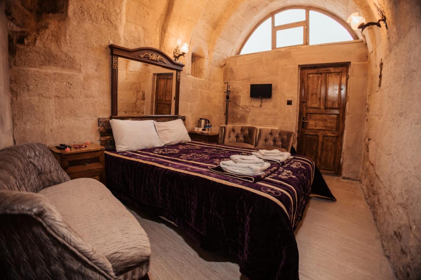 7 Oda Kapadokya Cave Hotel Юргюп Екстериор снимка