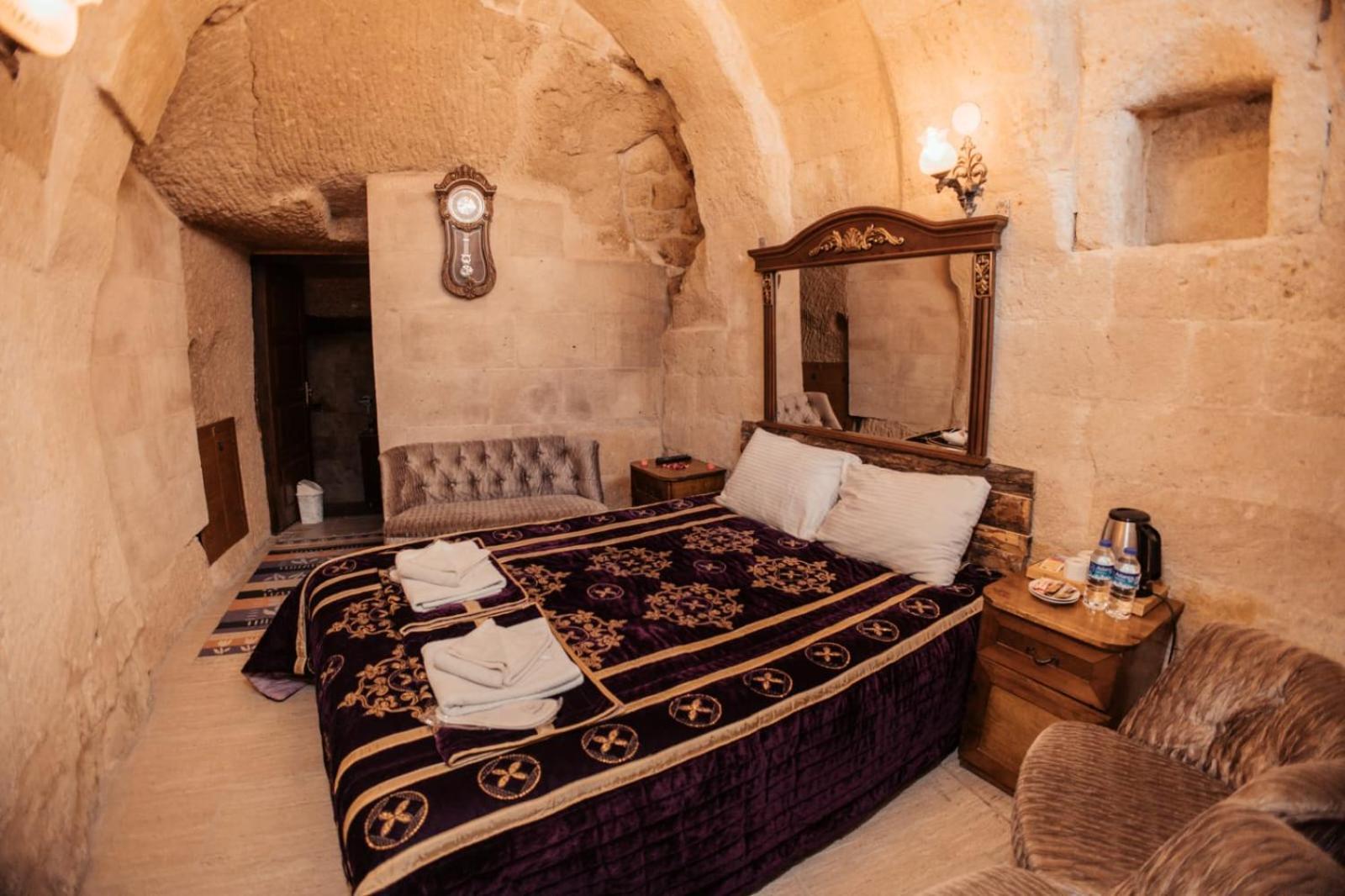 7 Oda Kapadokya Cave Hotel Юргюп Екстериор снимка