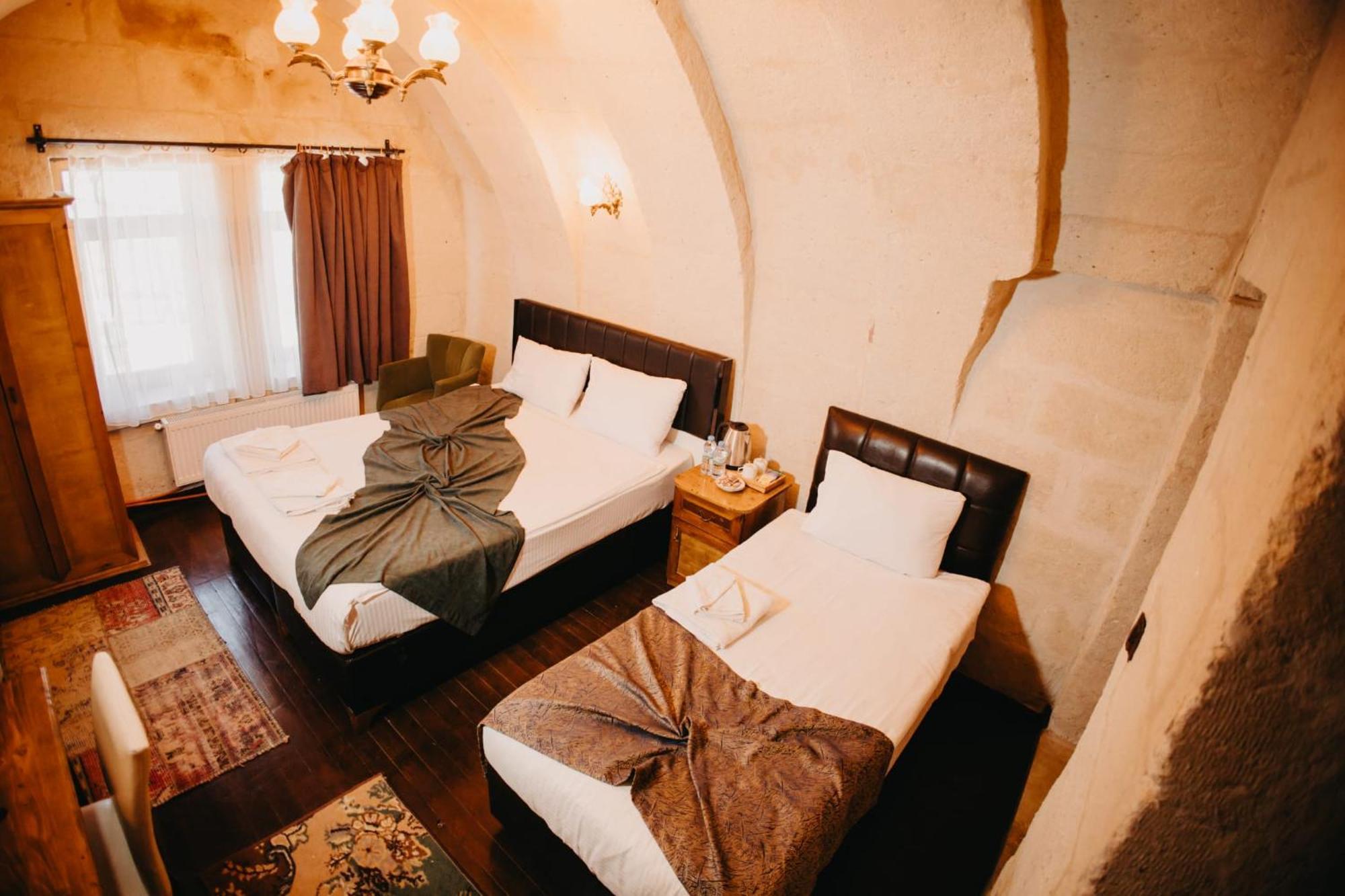 7 Oda Kapadokya Cave Hotel Юргюп Екстериор снимка