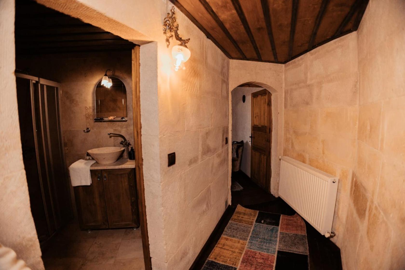 7 Oda Kapadokya Cave Hotel Юргюп Екстериор снимка