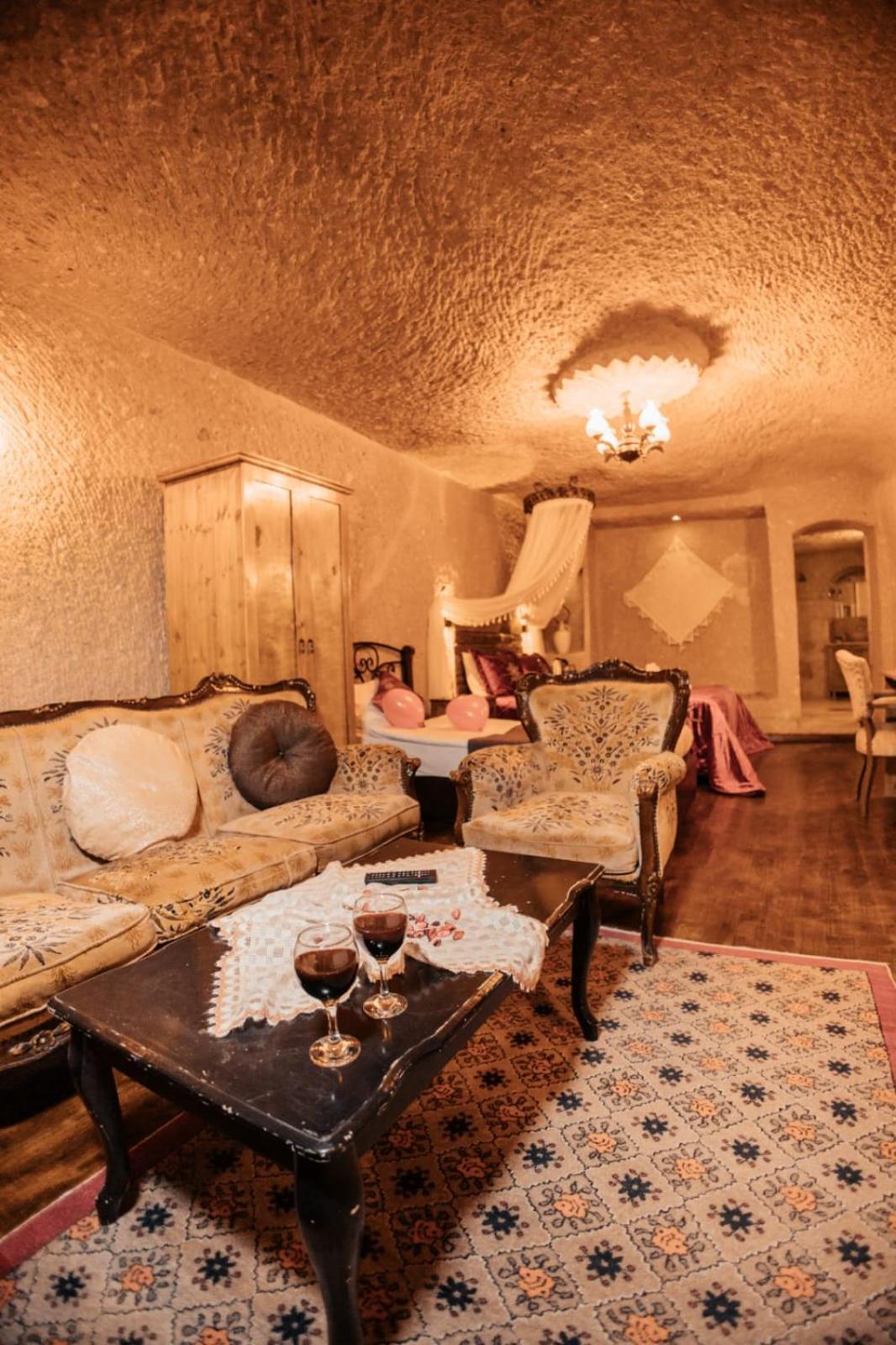 7 Oda Kapadokya Cave Hotel Юргюп Екстериор снимка
