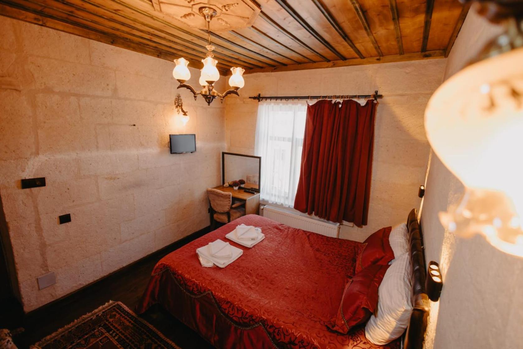 7 Oda Kapadokya Cave Hotel Юргюп Екстериор снимка