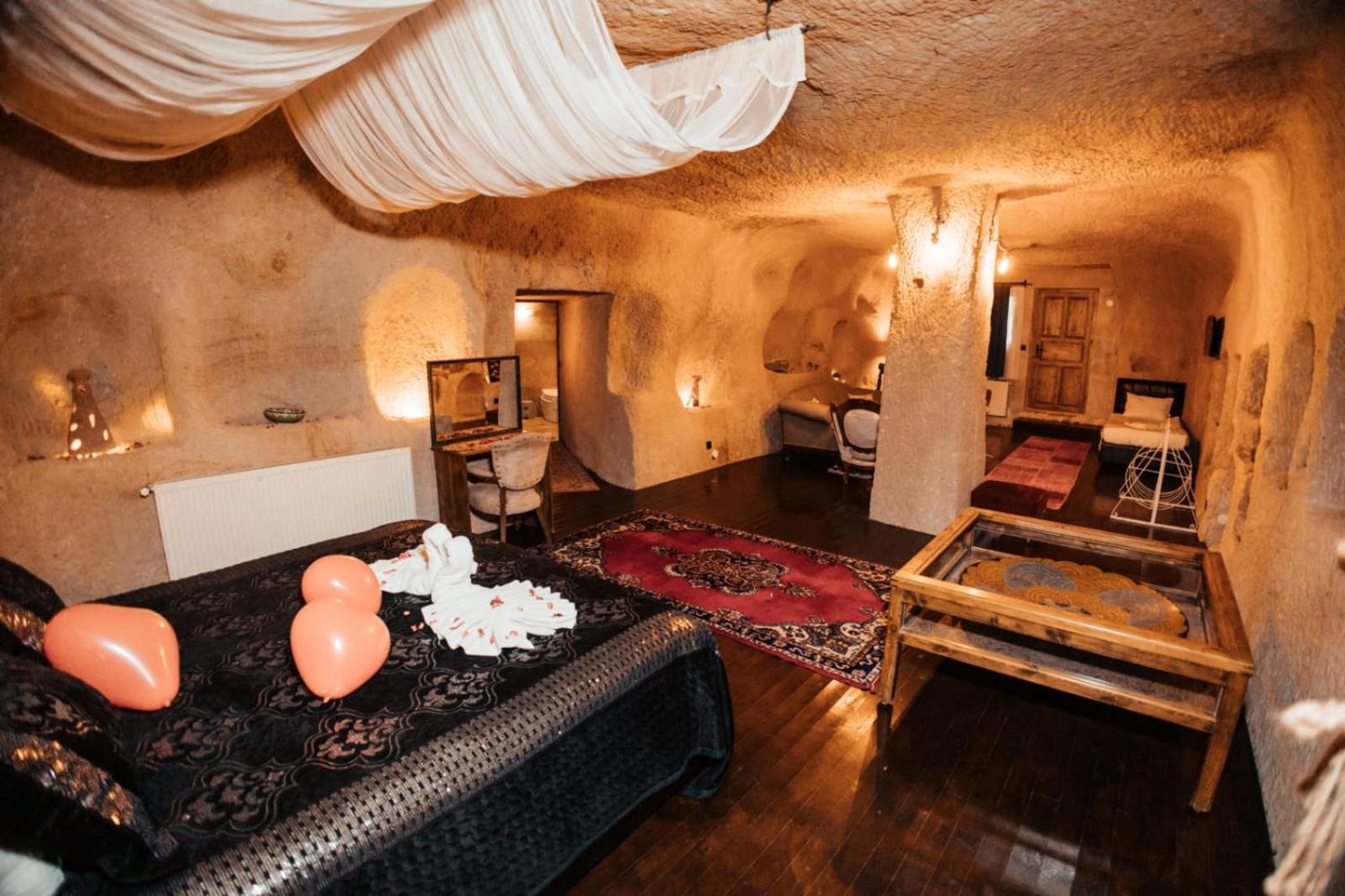 7 Oda Kapadokya Cave Hotel Юргюп Екстериор снимка
