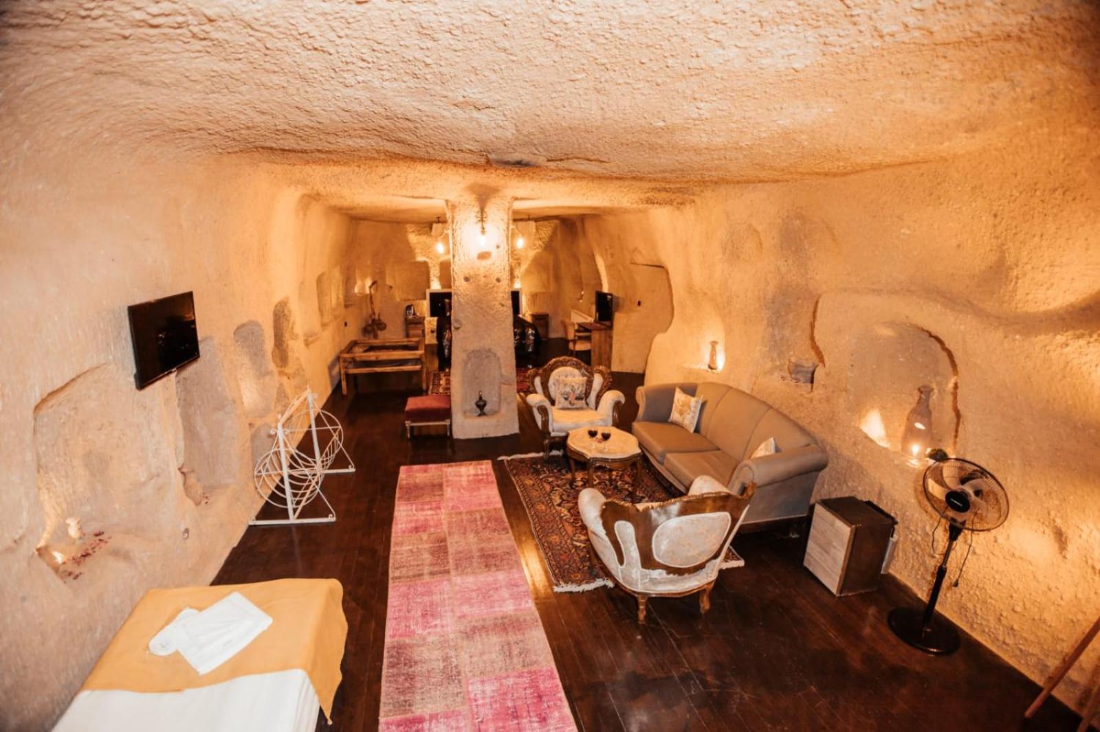7 Oda Kapadokya Cave Hotel Юргюп Екстериор снимка
