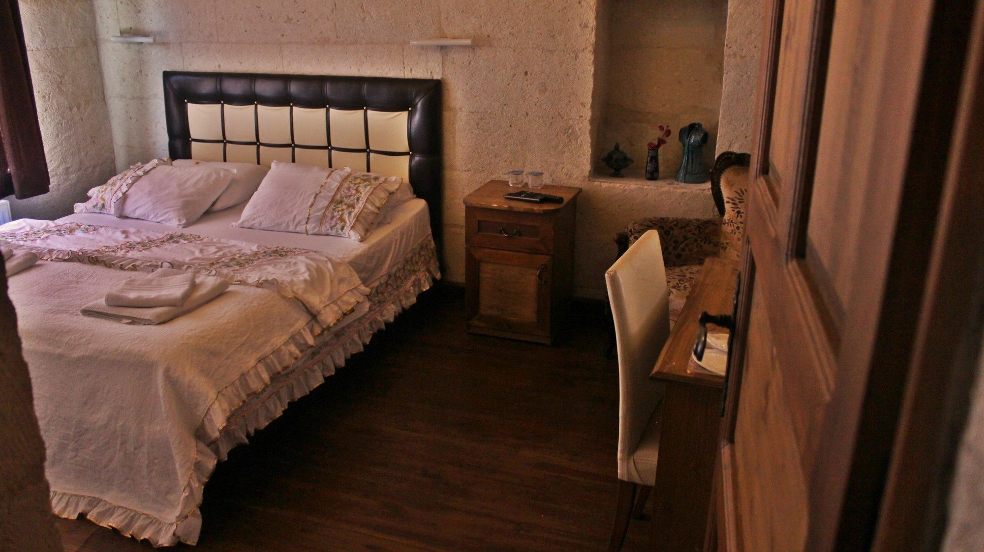7 Oda Kapadokya Cave Hotel Юргюп Екстериор снимка